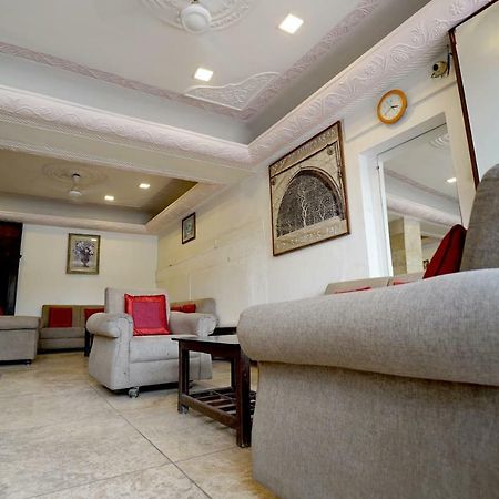 Hotel Royal Ahmedabad Eksteriør bilde