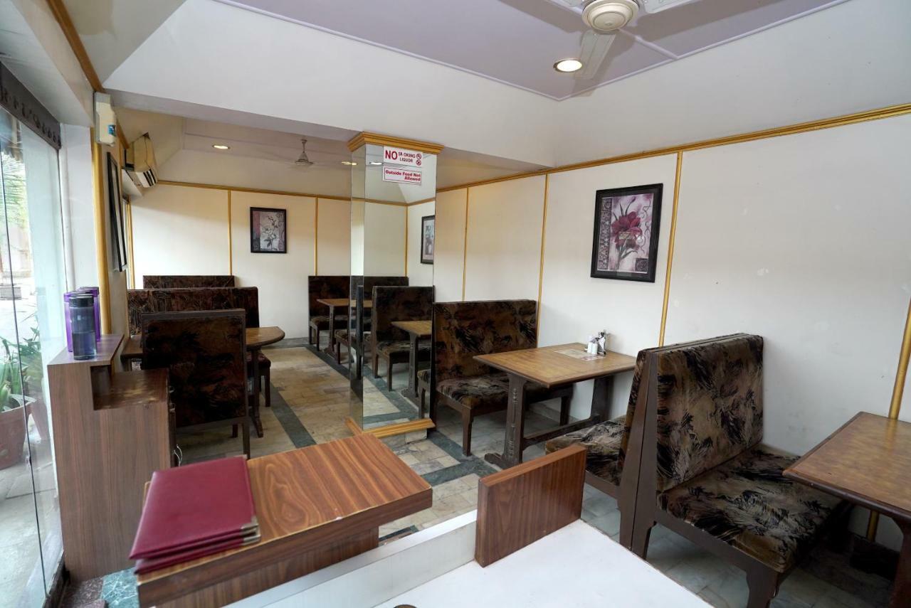 Hotel Royal Ahmedabad Eksteriør bilde