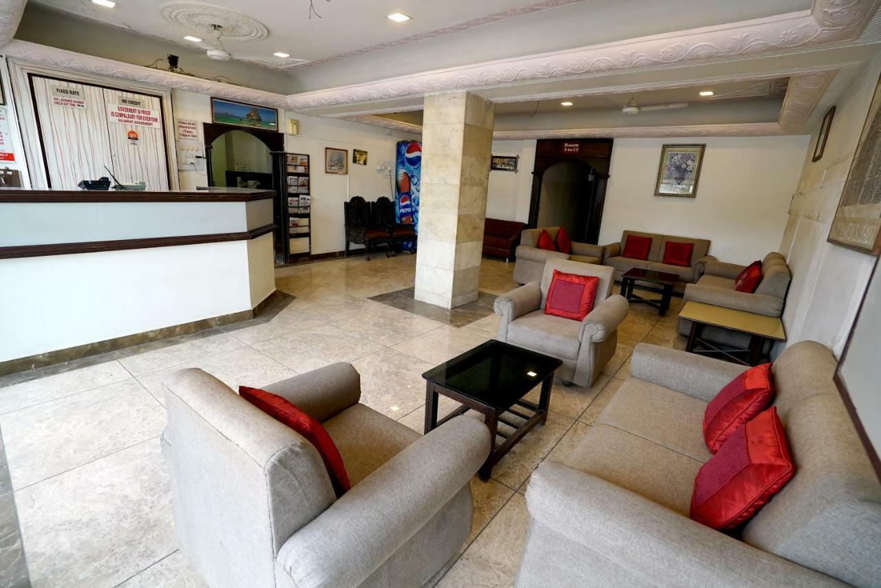 Hotel Royal Ahmedabad Eksteriør bilde