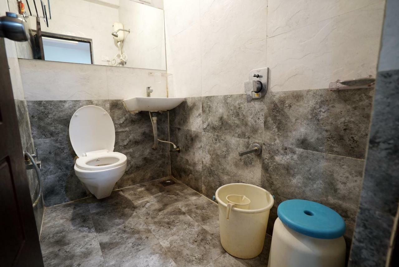 Hotel Royal Ahmedabad Eksteriør bilde